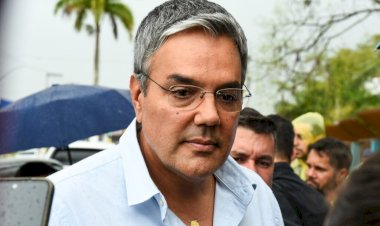 Em vídeo, Prefeito de Lagarto admite falta de remédios e expõe falha de gestão ao cobrar o próprio secretário